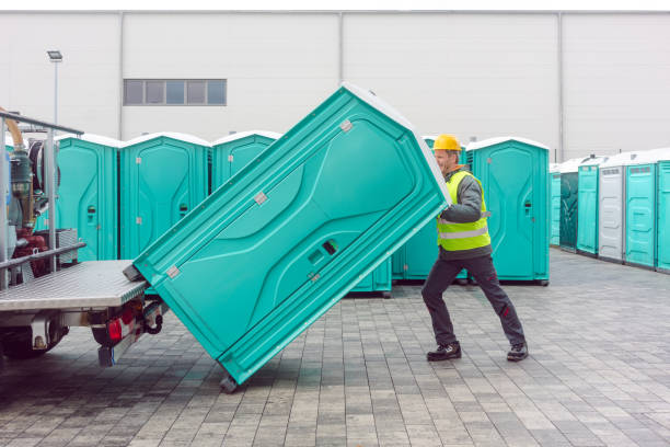 Portable Toilet Options We Offer in Charles City, IA